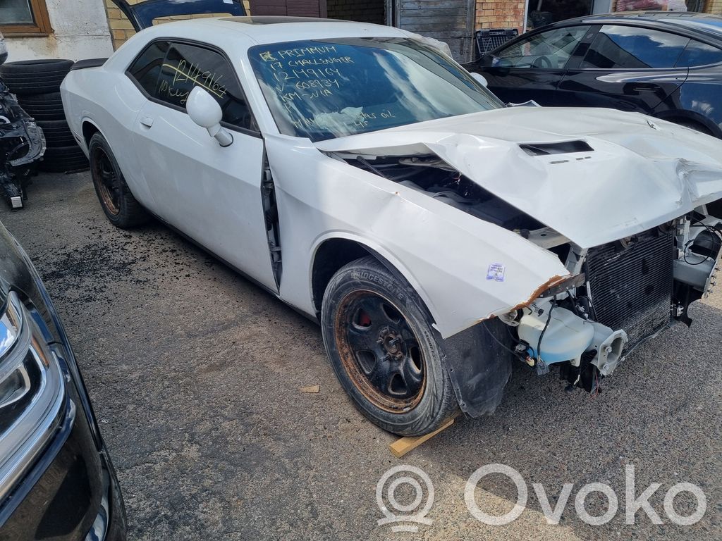Challenger Challenger  05149180AA