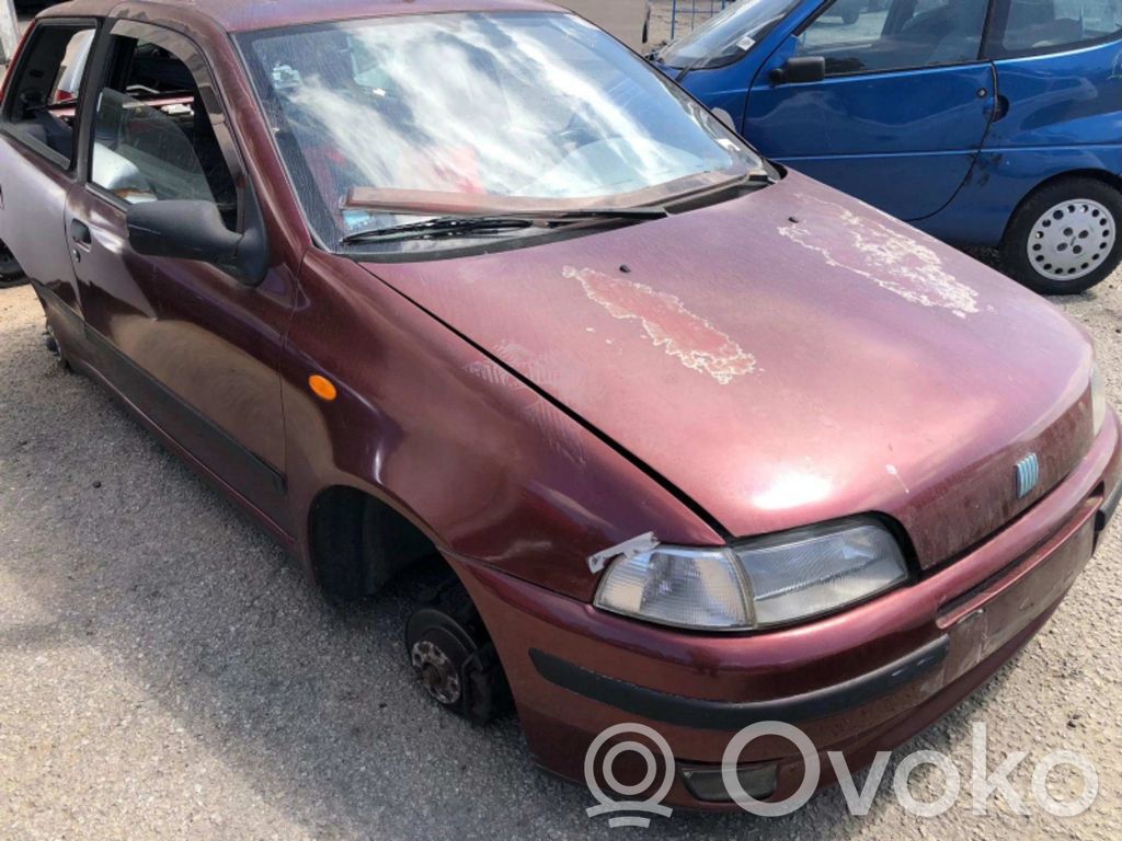 Punto (176) Punto