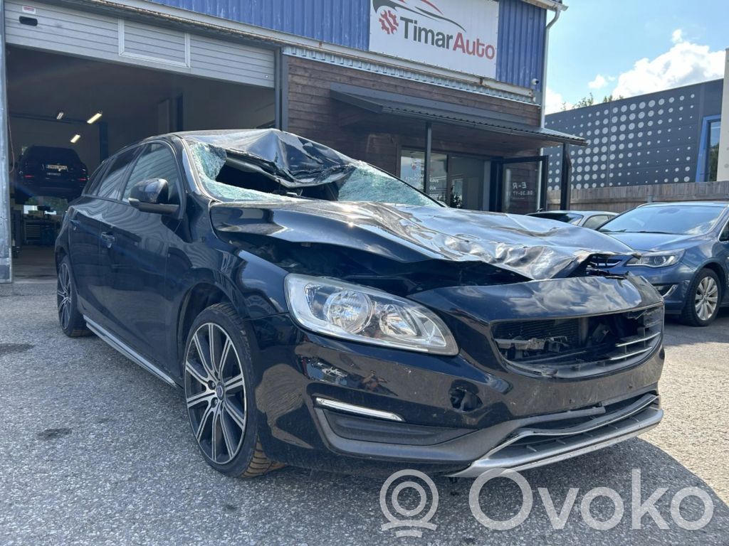 V60 V60, V60 Cross Country  31360345