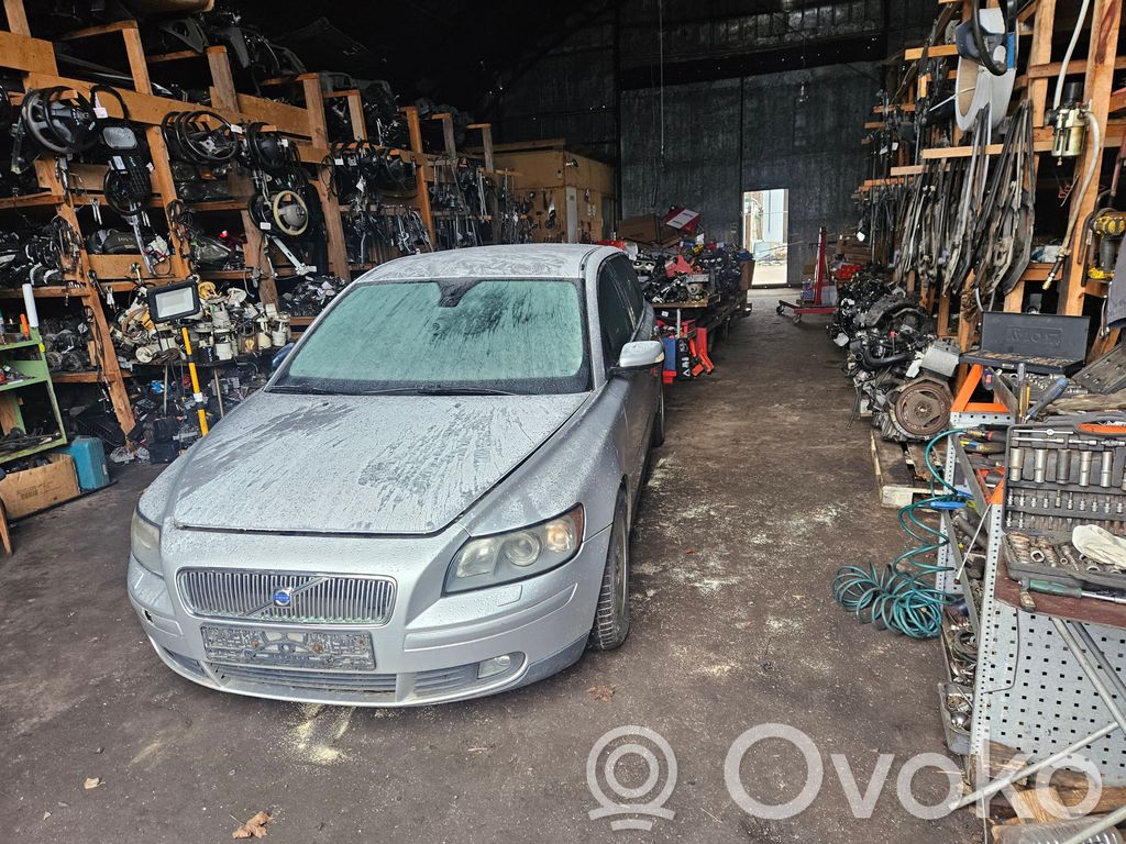 V50 V50  4N512C405AC