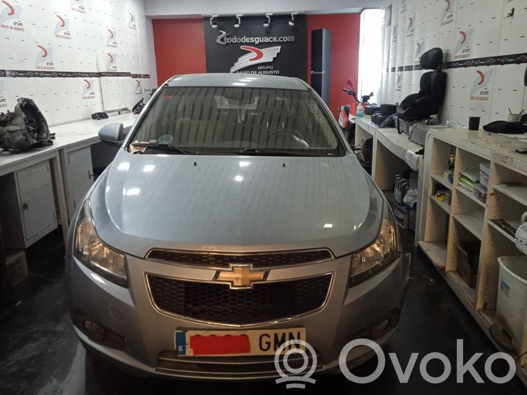 Cruze Cruze  REFNODISP