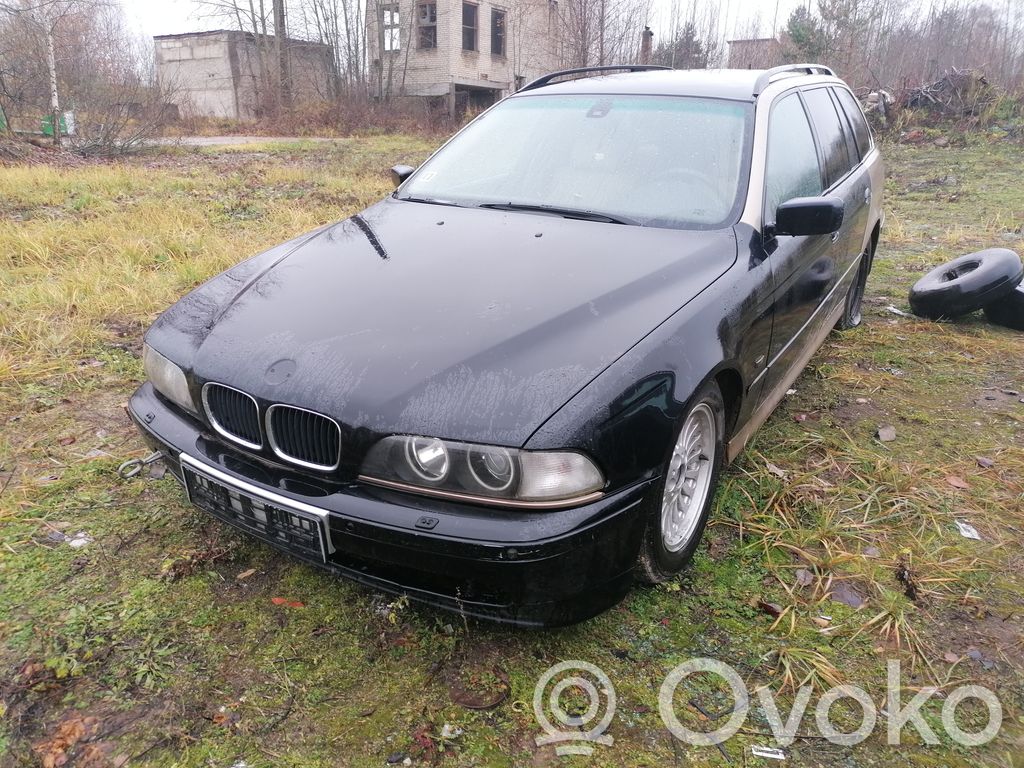 5 E39 Series 5  8219207