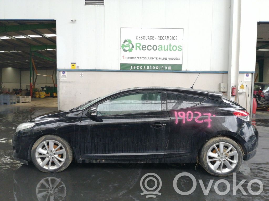 Megane III Megane  237102426R