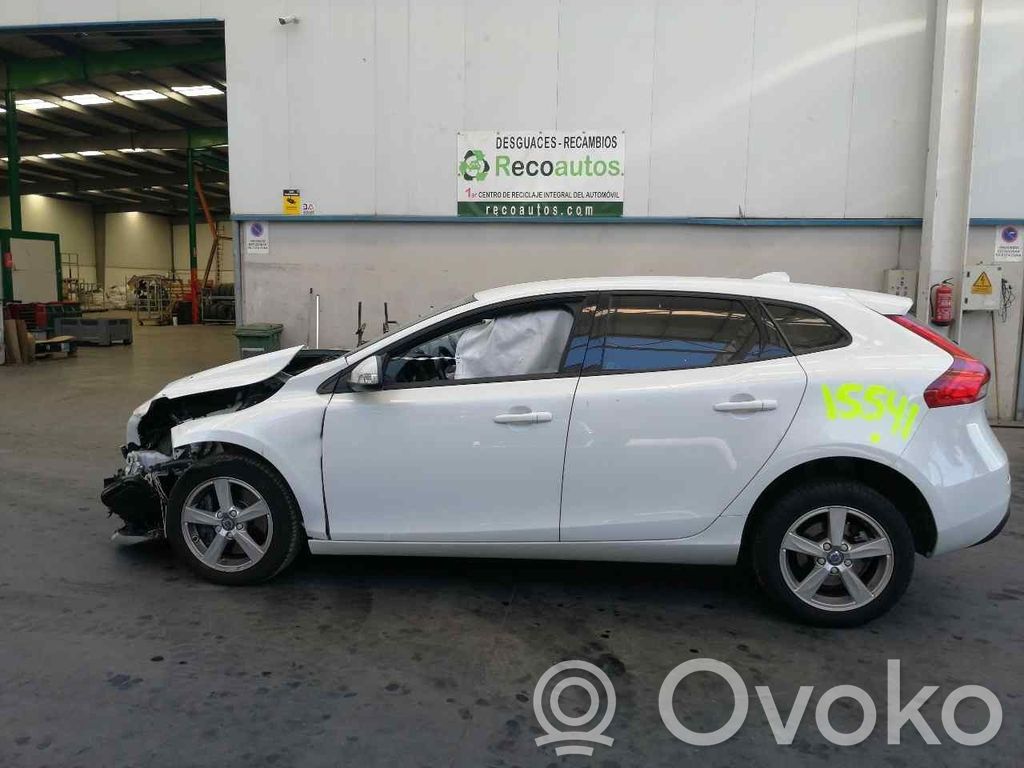 V40 S40, V40  31402337