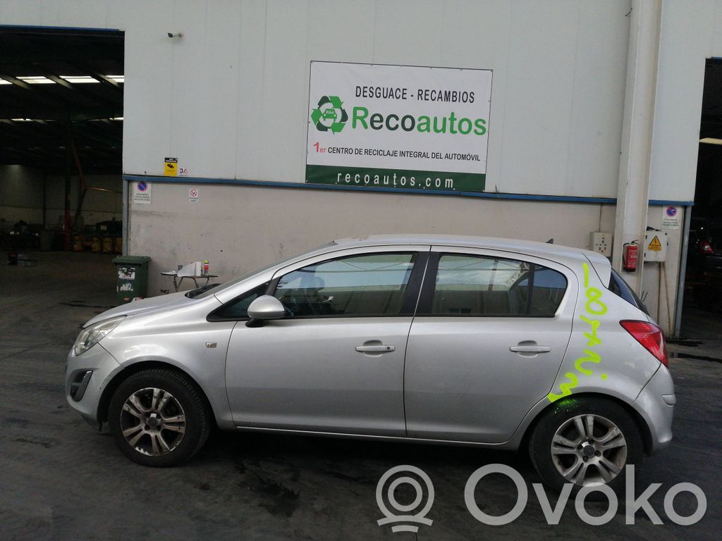 Corsa D Corsa  652235