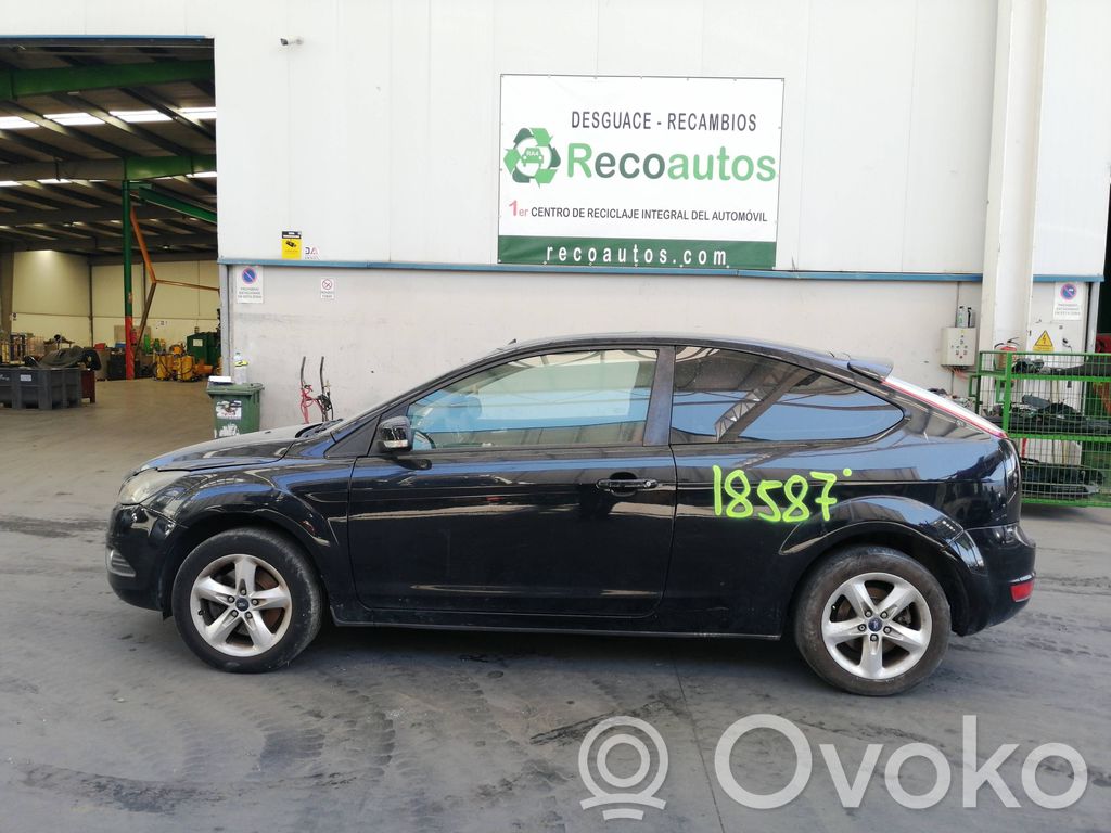 Focus Focus  349311