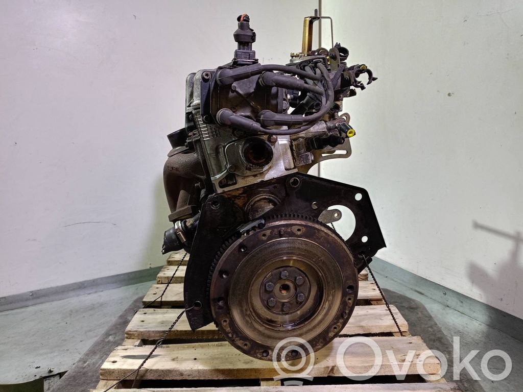 5 5  RF8G18300