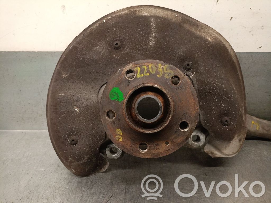 Focus Focus  4M5T14B507AB