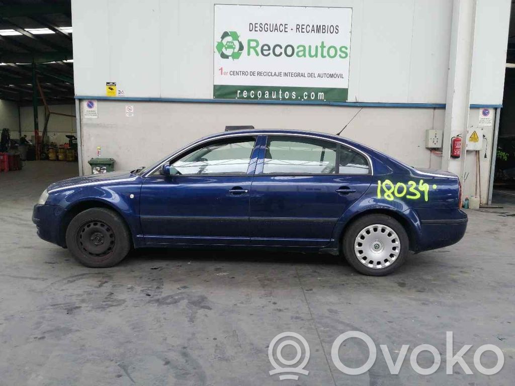 Superb B5 (3U) Superb  3B1857502BH