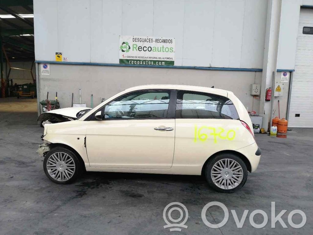 Ypsilon Ypsilon  468453610