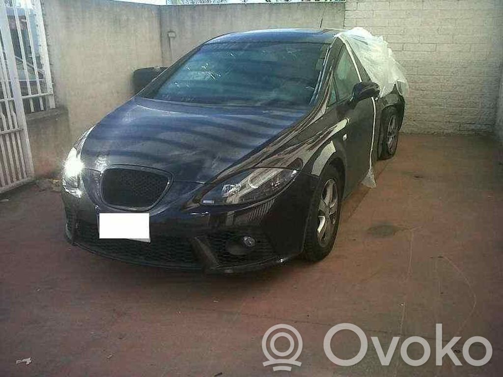 Leon (1M) Leon  7741