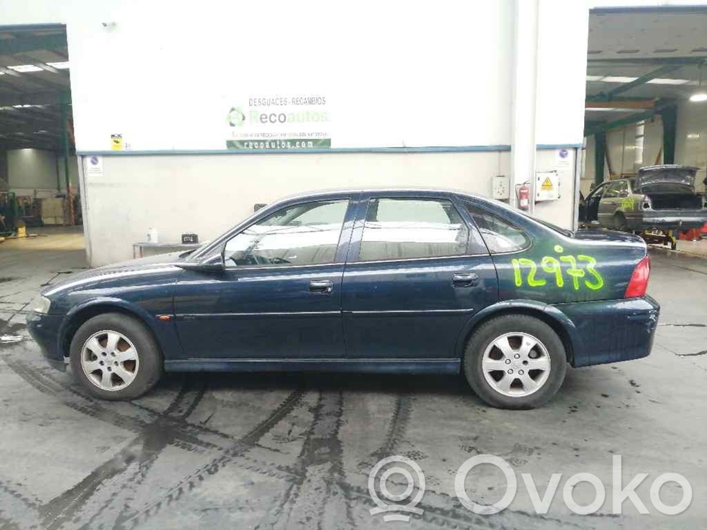 Vectra B Vectra  12567680