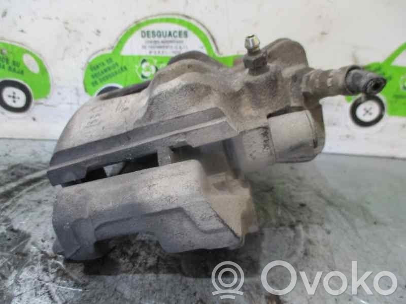 Clio II Clio  7700104956