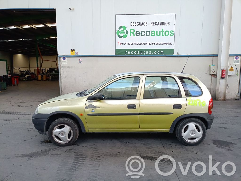 Corsa B Corsa  1400159