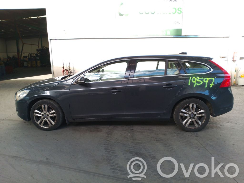 V60 V60, V60 Cross Country  8V4T14B006AA