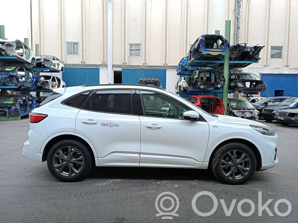 Kuga III Kuga  HS7T14B006AA