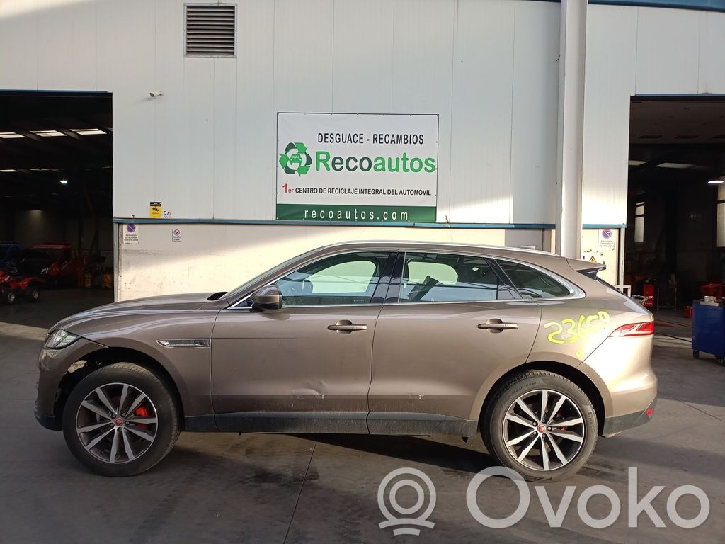F-Pace F-Pace  T4A15477