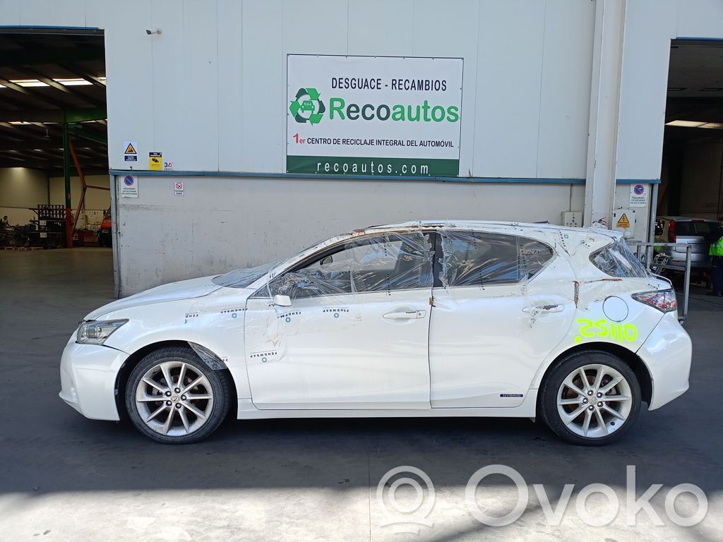 CT 200H CT  2ZR