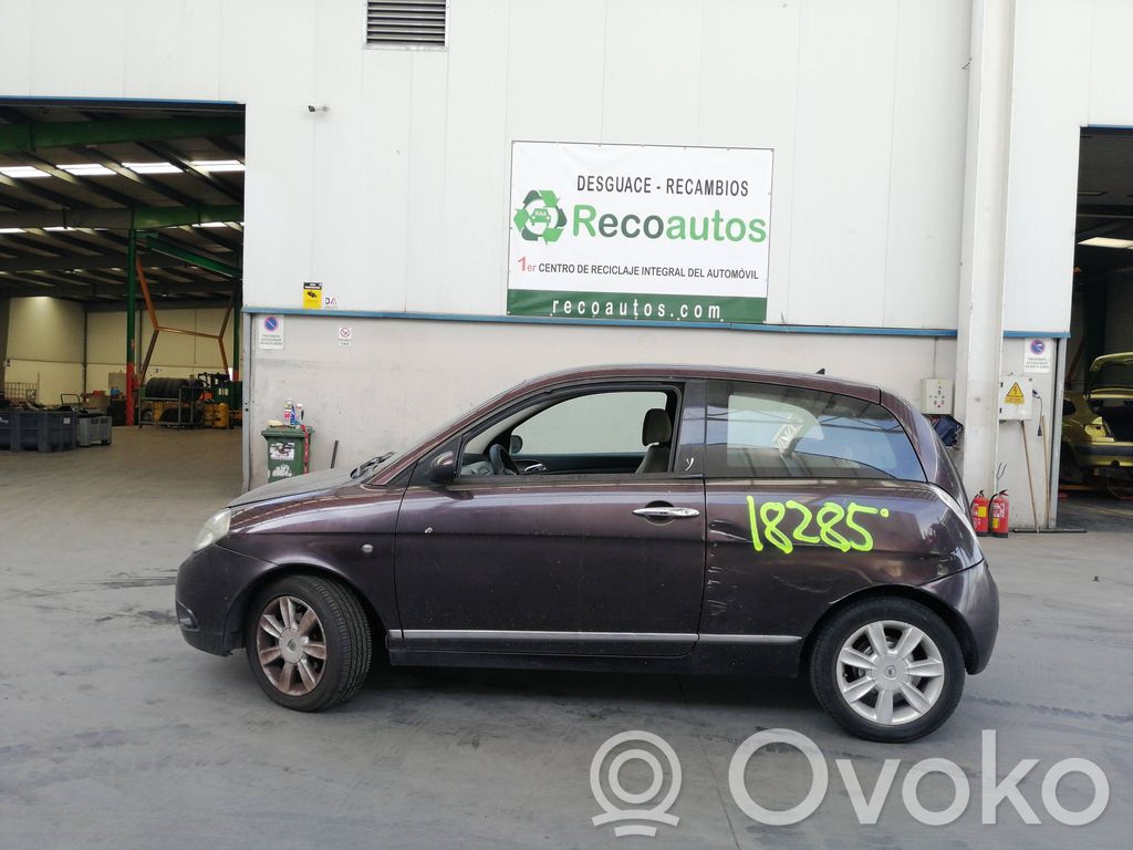 Ypsilon Ypsilon  71736271