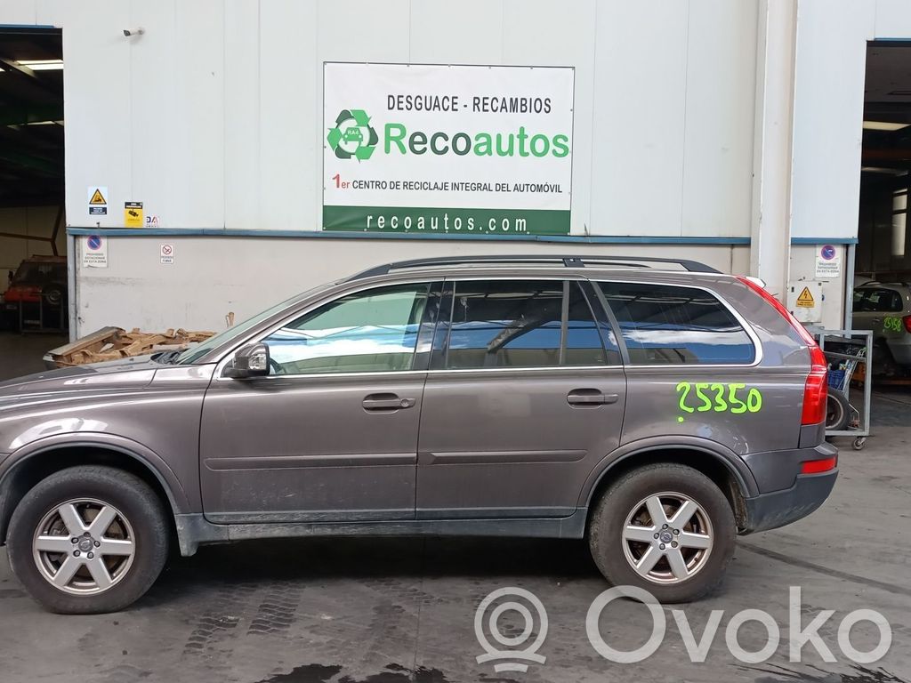 XC90 XC90  P30764336