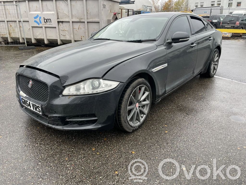 XJ X351 XJ  AW9319A834BA