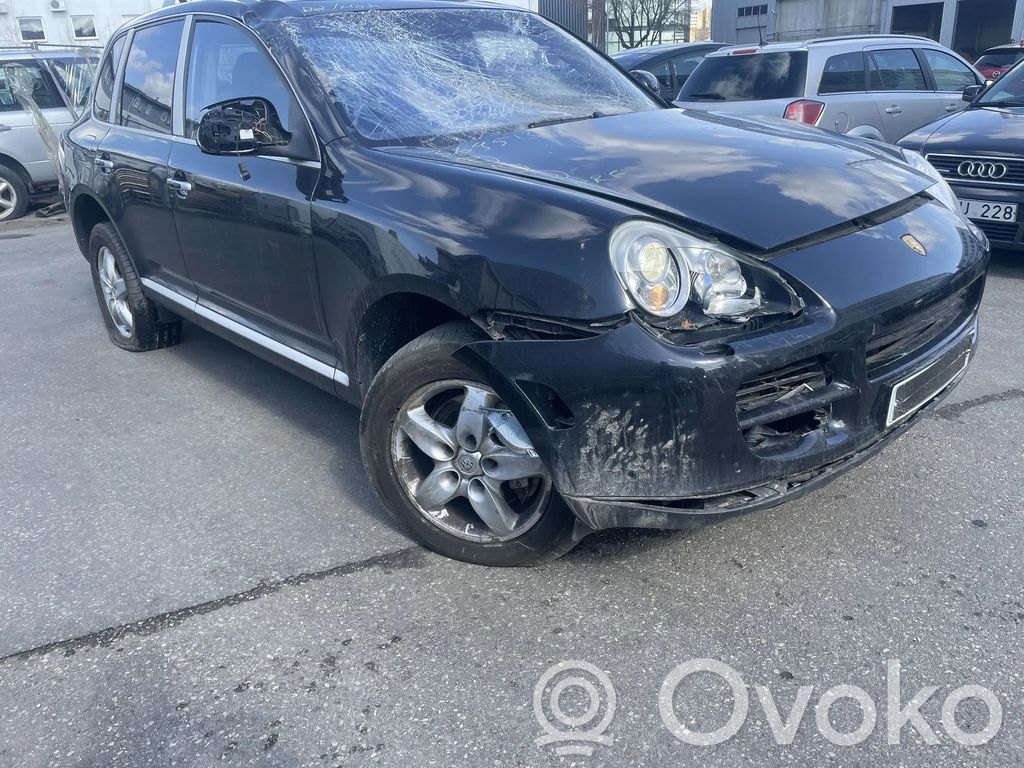 Cayenne (9PA) Cayenne  0258007157