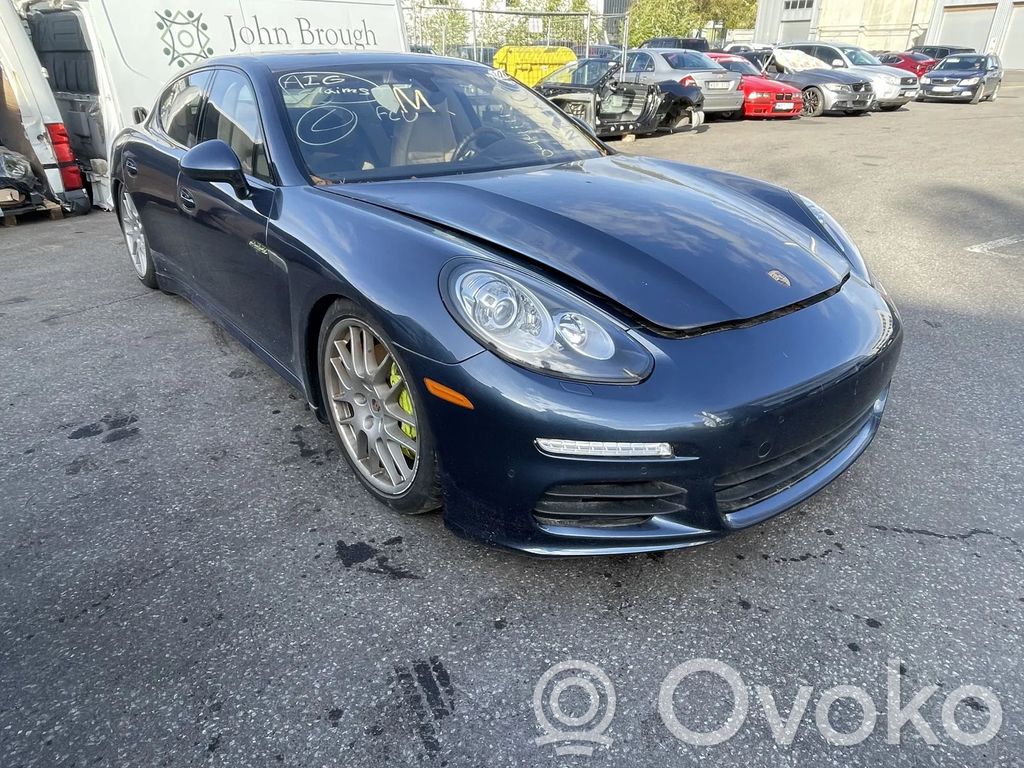 Panamera (970) Panamera  97060617600