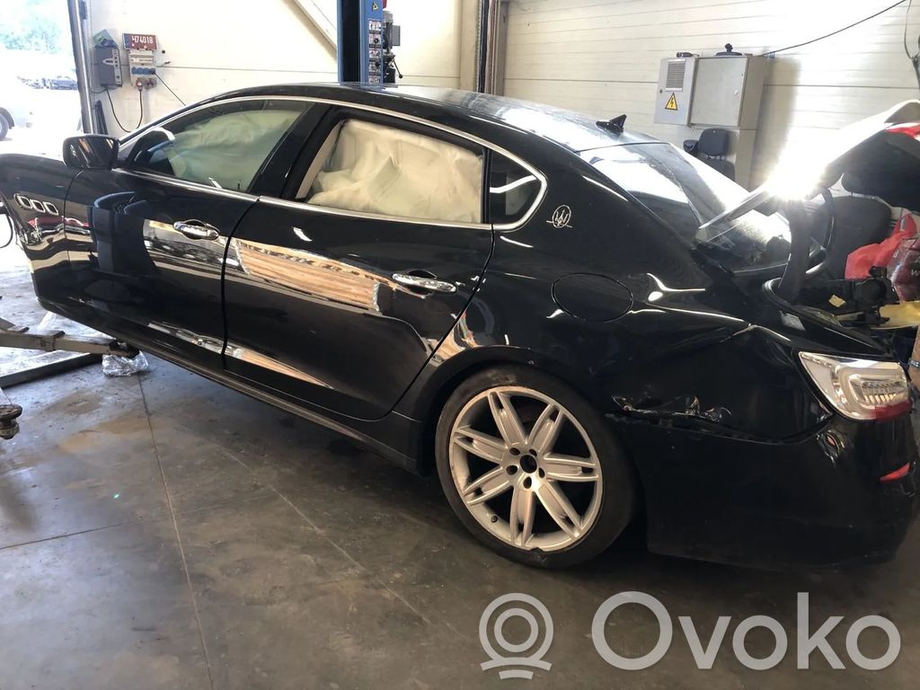 Quattroporte Quattroporte  41021701