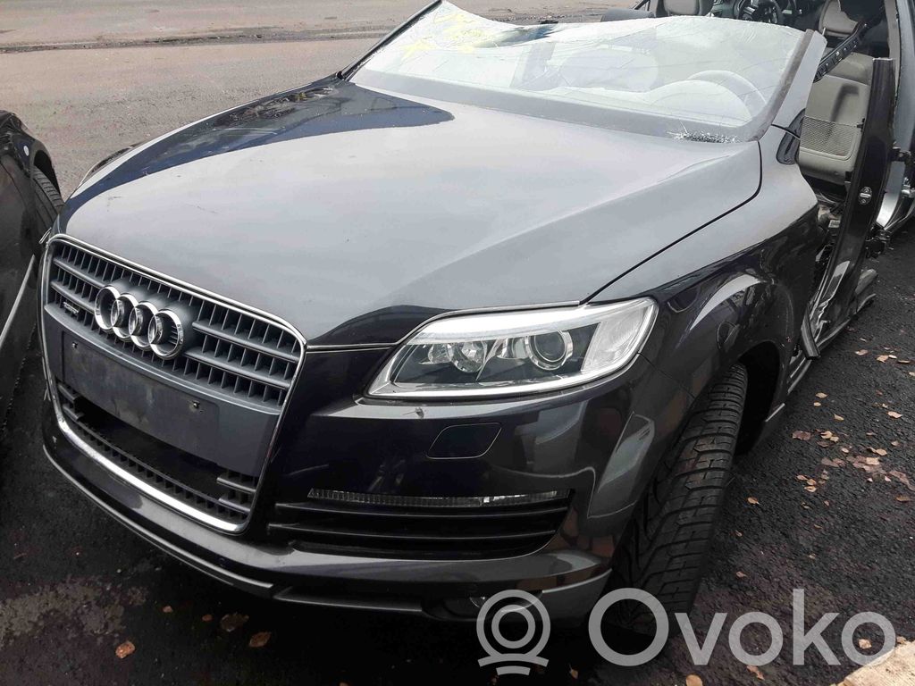 Q7 4L Q7