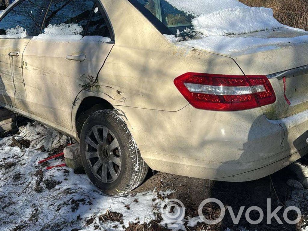 E W212 E-class, AMG (W124, W210, W211, W212, W213, C207, W238)  608740000