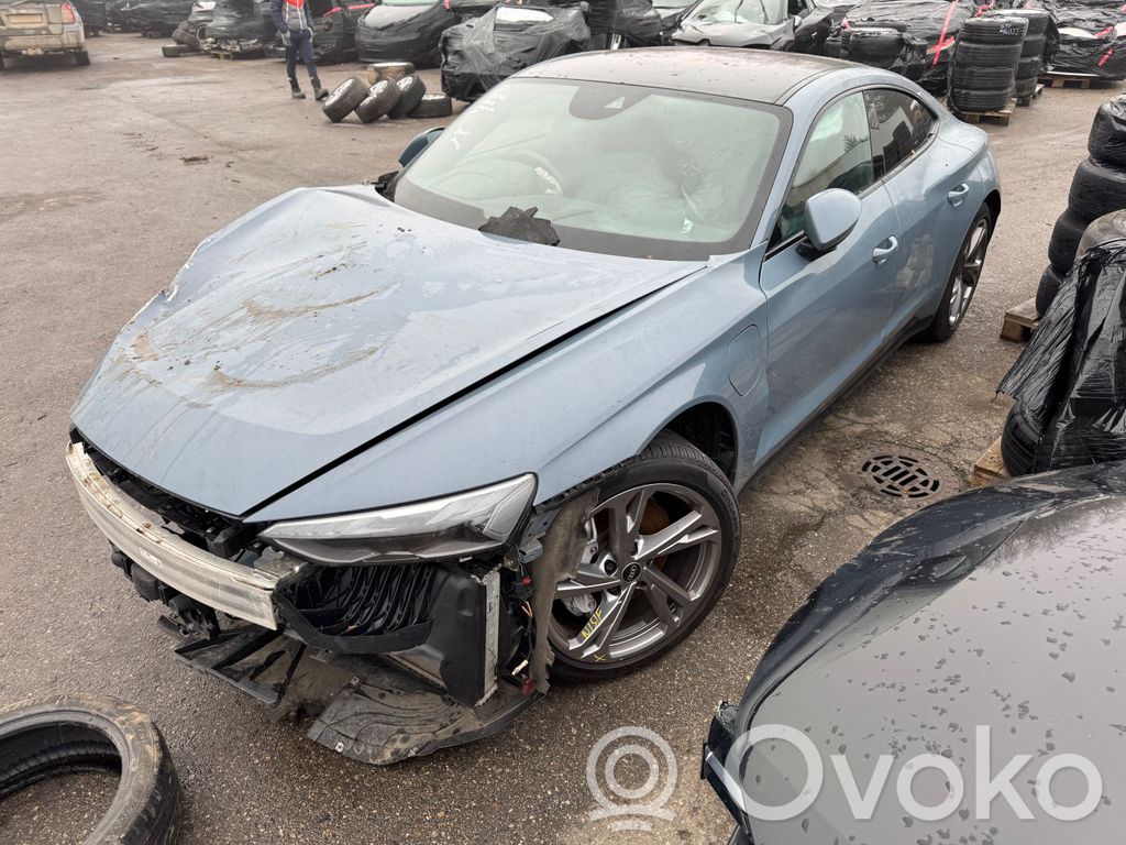 E-tron GT E-tron GT  9J1399233B