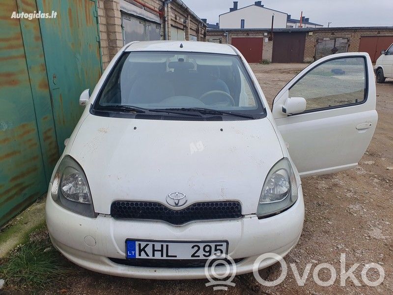 Yaris Yaris  DAN962