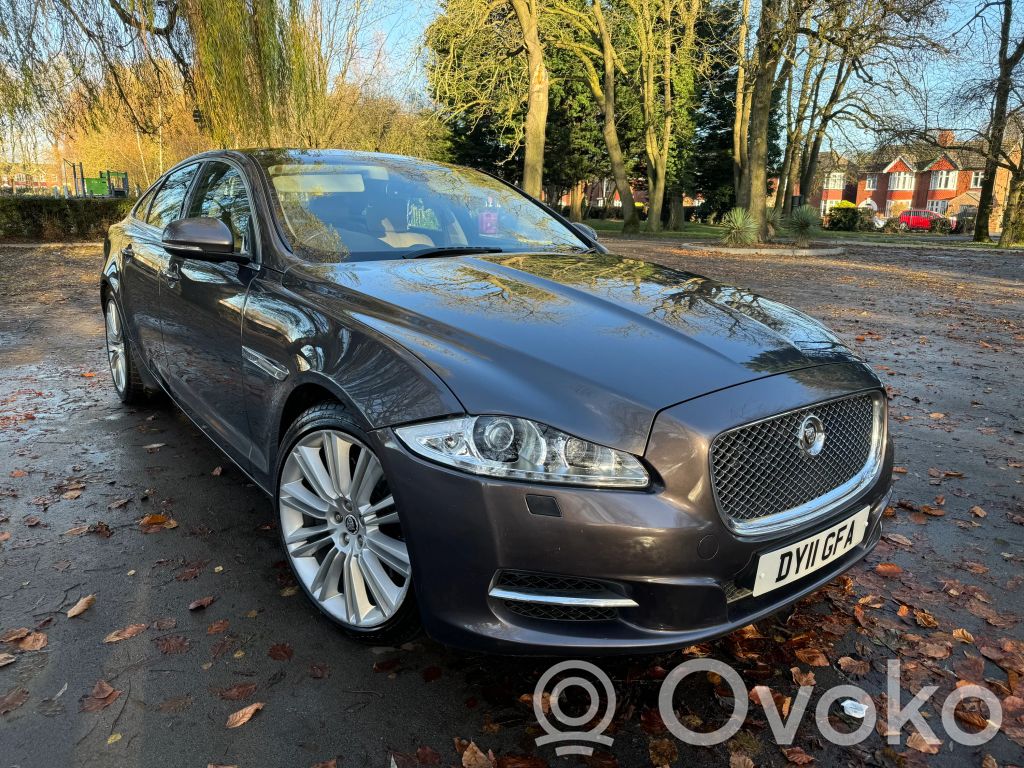 XJ X351 XJ  9X2Q12A650P