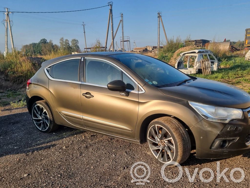DS4 DS4