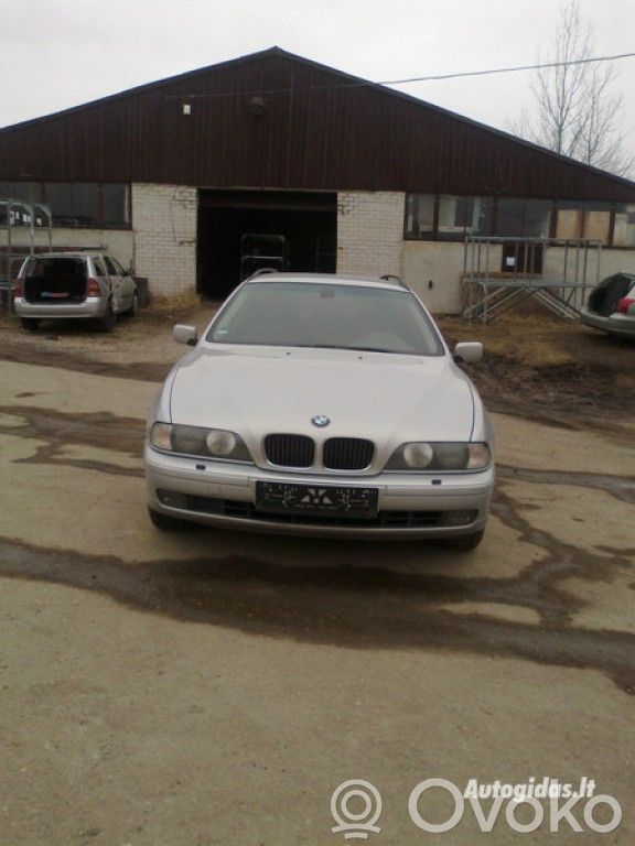 5 E39 Series 5  64118391470