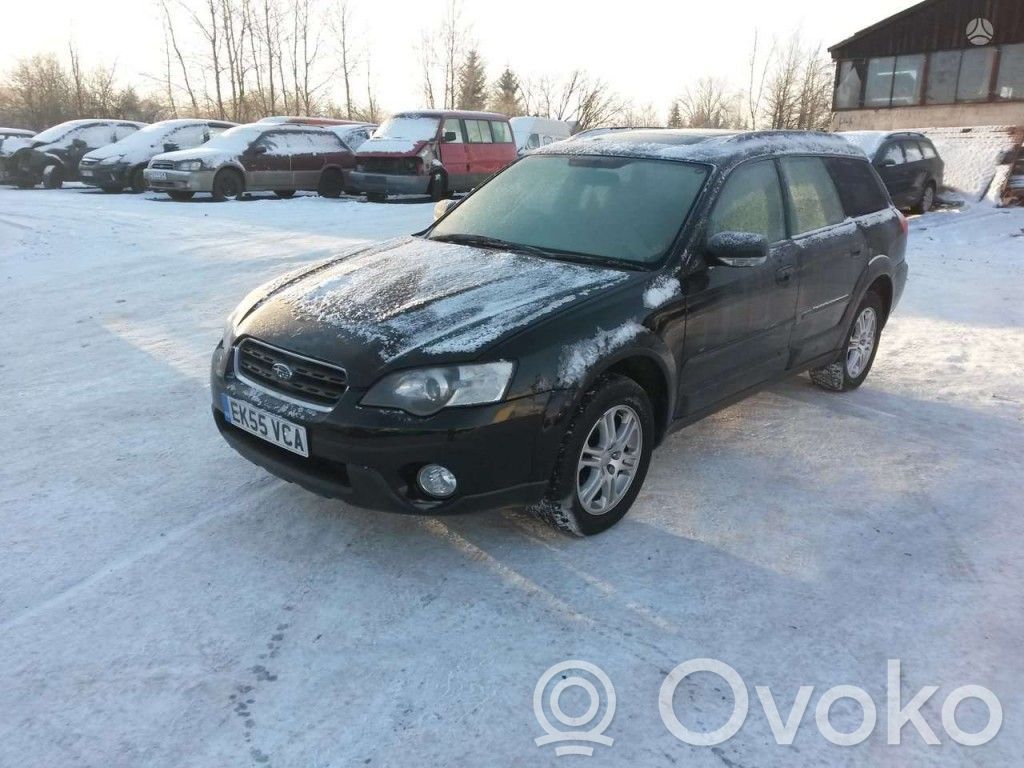 Outback Outback  22611AJ670