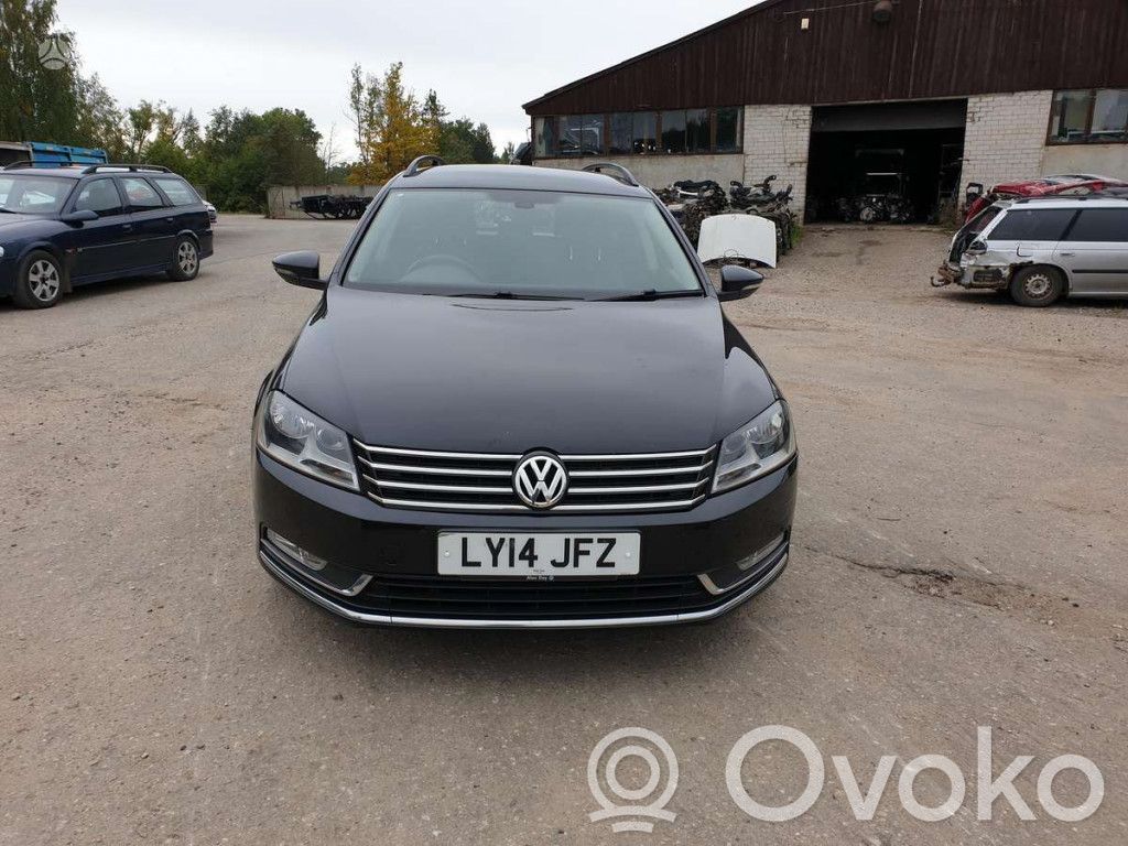 PASSAT B7 Passat  LRS02474