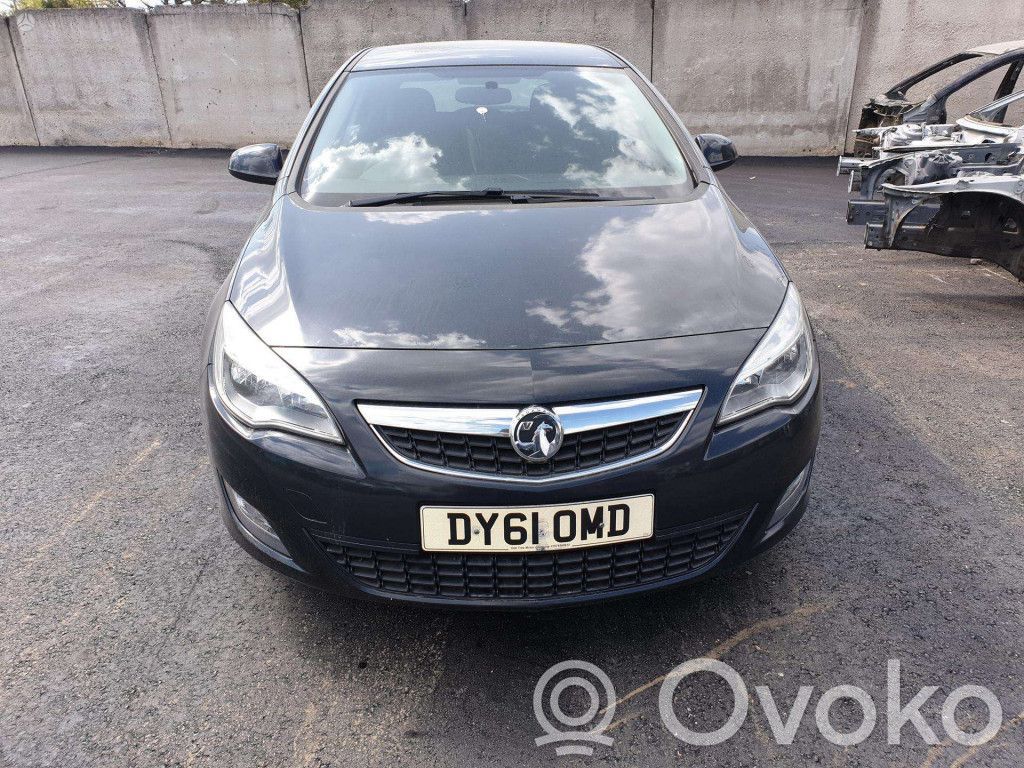 Astra J Astra  13275575