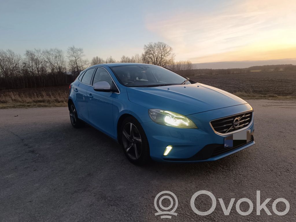 V40 S40, V40  31334084