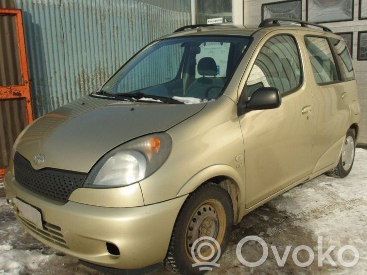 Yaris Verso Yaris Verso  1770121050
