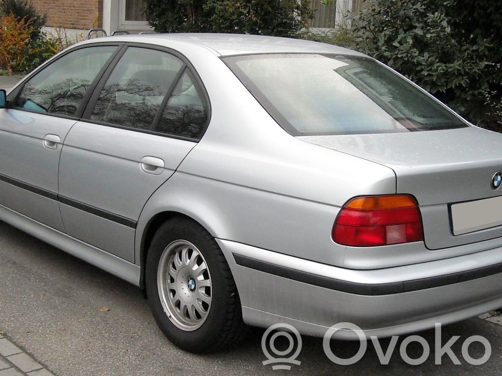 5 E39 Series 5  2494066