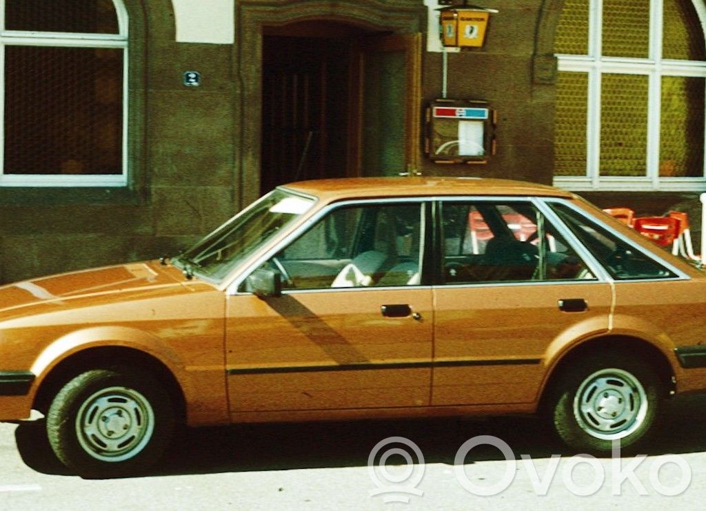 Escort Escort  6068106