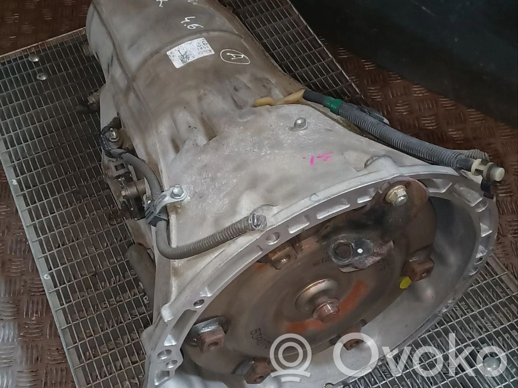 LS 460 - 600H LS  1UR