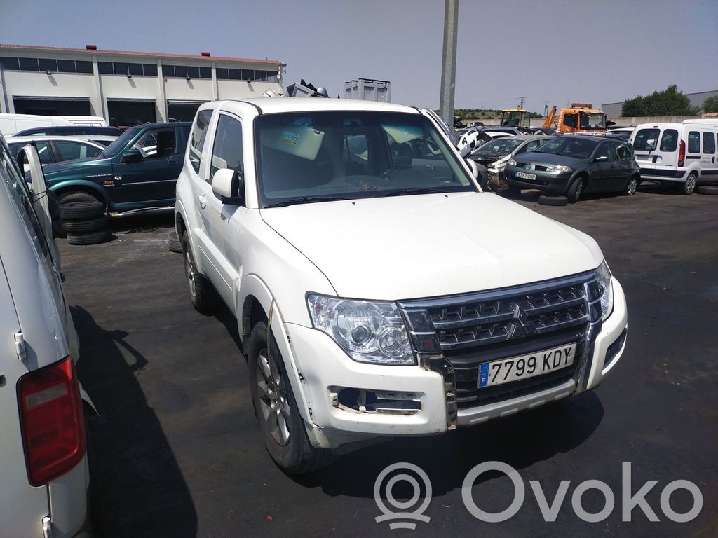 Montero Montero  5700A886