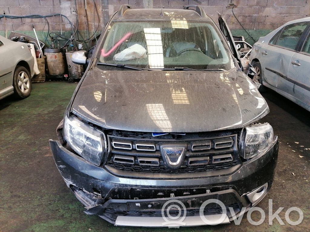 Sandero III Sandero, Sandero Stepway  208995377RC