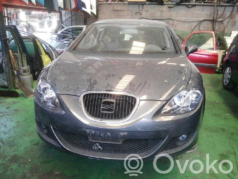 Leon (1M) Leon  5P0959565