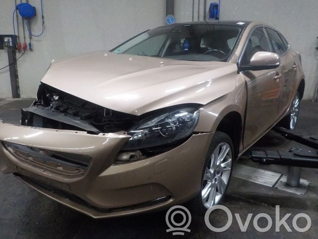 V40 S40, V40  30739426