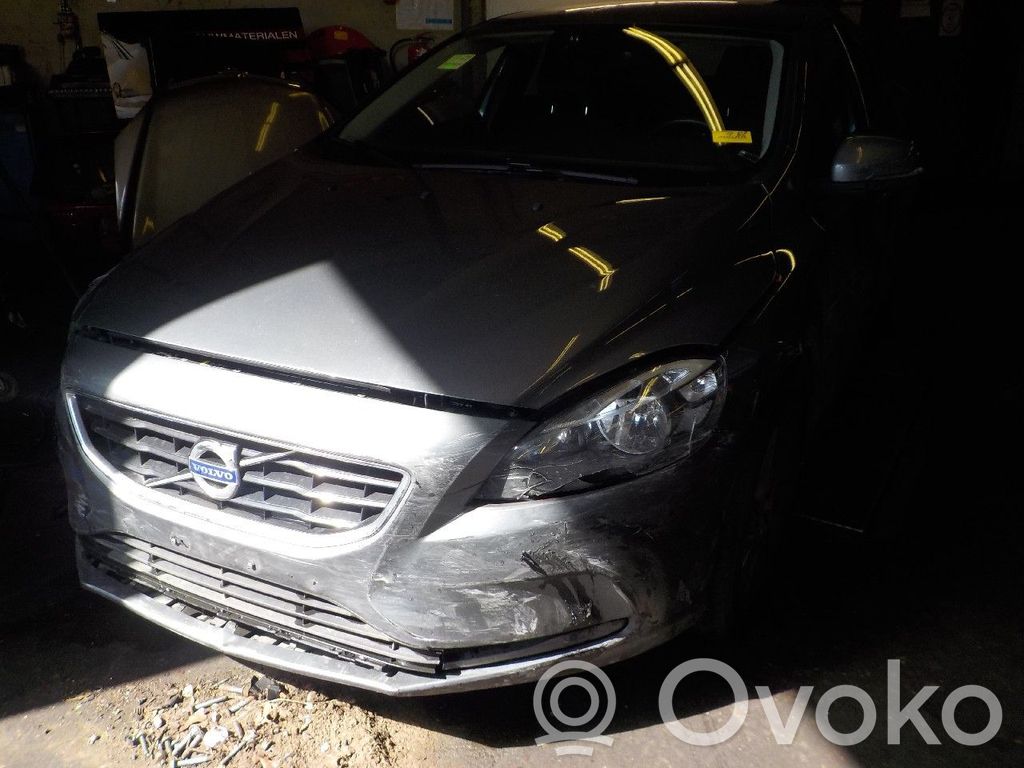V40 S40, V40  31456030