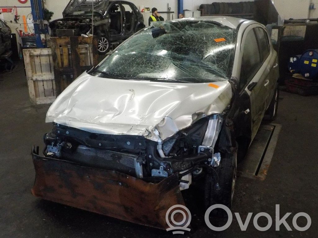 Corsa E Corsa  39047359