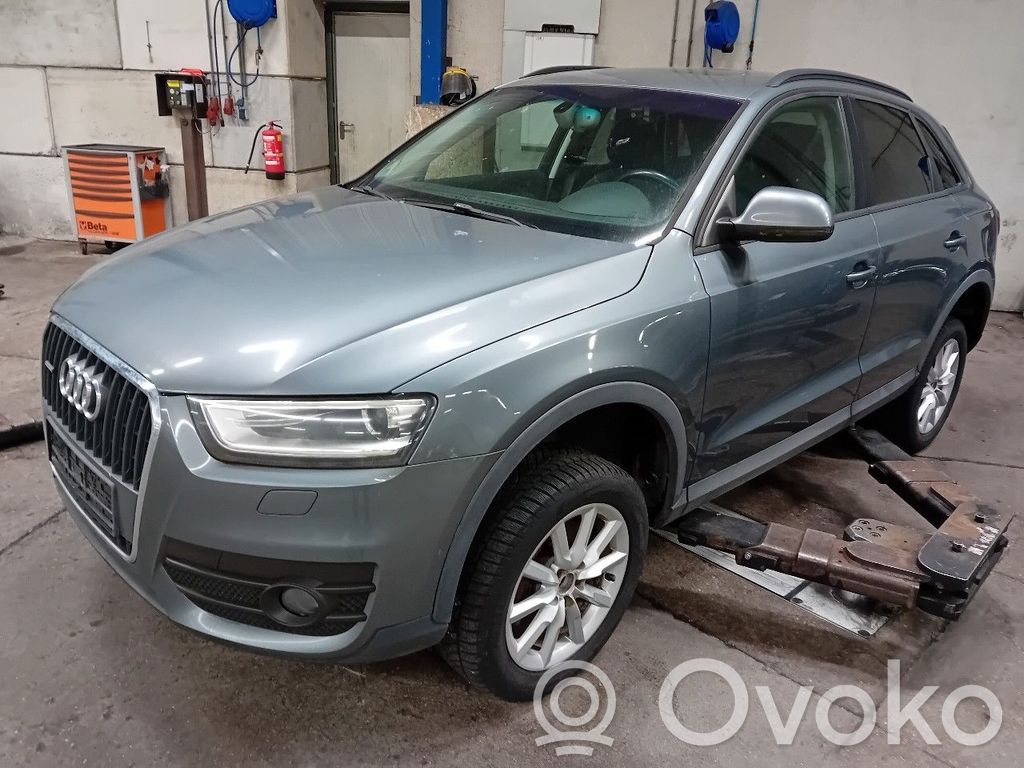 Q3 8U Q3